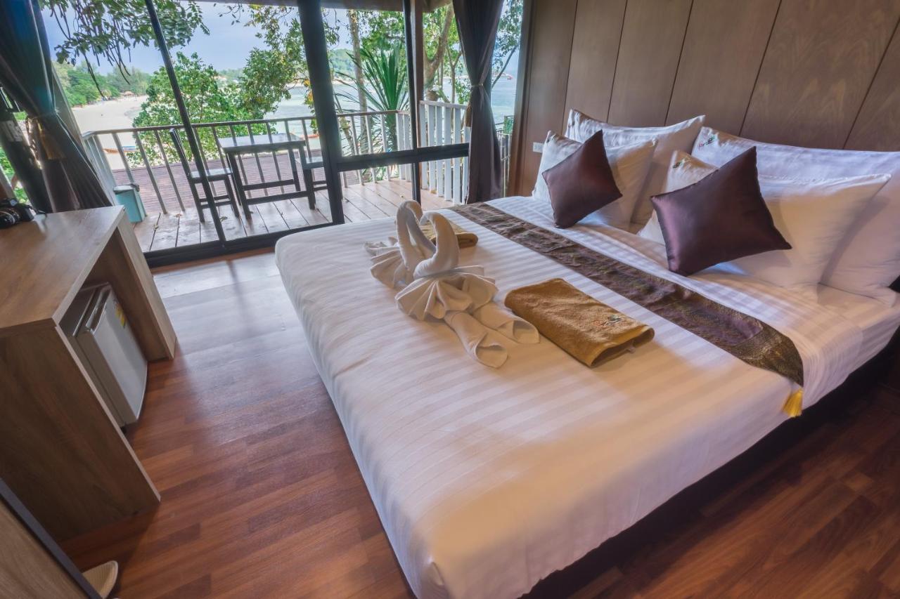 Chareena Hill Beach Resort Koh Lipe Exterior photo